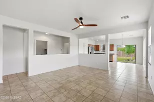 584 N Highlands Grove Ln, Sahuarita, AZ 85629 - Photo 4