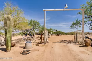 12810 W Gunsmoke Rd, Tucson, AZ 85736 - Photo 2