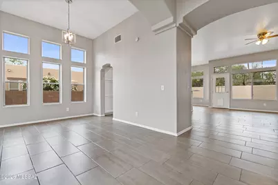 2430 N Quesnel Loop, Tucson, AZ 85715 - Photo 10