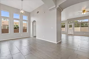 2430 N Quesnel Loop, Tucson, AZ 85715 - Photo 10