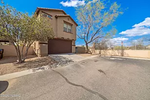 738 W Paseo Celestial, Sahuarita, AZ 85629 - Photo 4