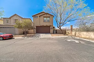 738 W Paseo Celestial, Sahuarita, AZ 85629 - Photo 2