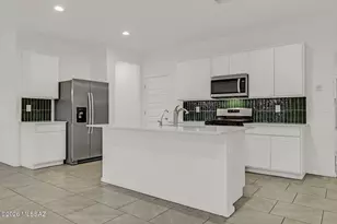 3492 N Kellen Cyn Ct, Tucson, AZ 85745 - Photo 8