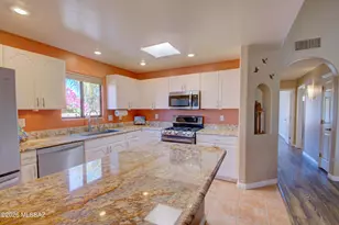 1008 S Desert Senna Loop, Tucson, AZ 85748 - Photo 4