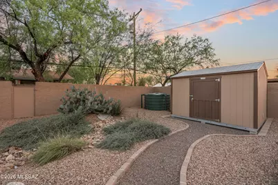 2534 E Florence Drive, Tucson, AZ 85716 - Photo 32