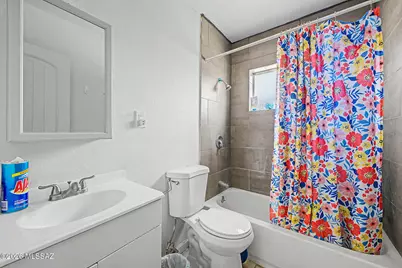 6219 E Rosewood Street, Tucson, AZ 85711 - Photo 10
