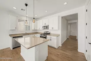 10847 W Sarabella Dr, Marana, AZ 85653 - Photo 10