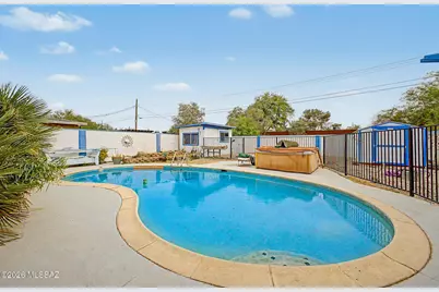 1172 E Allen Road, Tucson, AZ 85719 - Photo 18