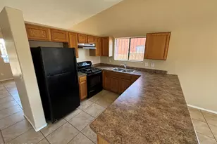 1725 W Sauvignon Dr, Tucson, AZ 85746 - Photo 4