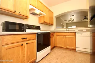 11379 W Burning Sage St, Marana, AZ 85653 - Photo 4