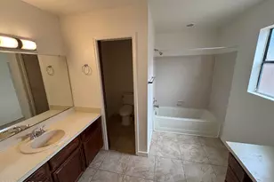 1821 W Mountain Oak Ln, Tucson, AZ 85746 - Photo 10