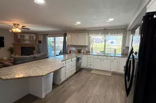 9011 E Sierra St, Tucson, AZ 85710 - Photo 8