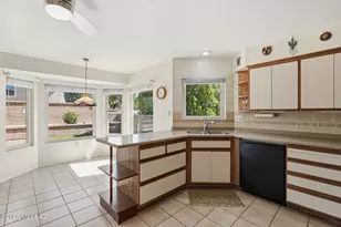 1741 E Chalk Creek Ct, Oro Valley, AZ 85755 - Photo 16