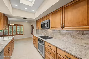 2025 W Ashbrook Dr, Tucson, AZ 85704 - Photo 6