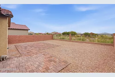 7782 S New Strike Way, Tucson, AZ 85747 - Photo 20