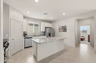 7782 S New Strike Way, Tucson, AZ 85747 - Photo 10