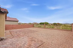 7782 S New Strike Way, Tucson, AZ 85747 - Photo 18