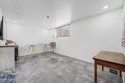 7951 E Hawthorne Street, Tucson, AZ 85710 - Photo 34