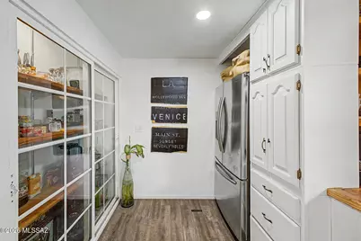 7951 E Hawthorne Street, Tucson, AZ 85710 - Photo 20