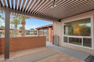 365 W Calle De La Amistad, Green Valley, AZ 85614 - Photo 6