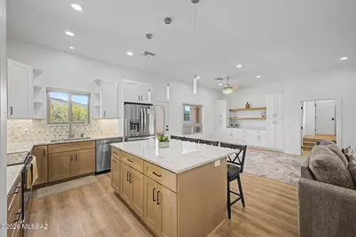 701 E VÃ­a Entrada, Tucson, AZ 85718 - Photo 8