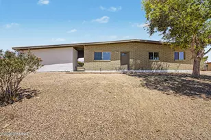 7460 N Oldfather Dr, Tucson, AZ 85741 - Photo 1