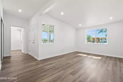 5466 S Santa Cruz Avenue, Tucson, AZ 85706 - Photo 2
