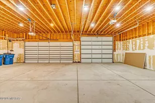 670 N Ivy, Vail, AZ 85641 - Photo 40