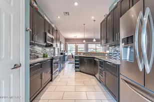 1358 N Sage Sparrow Rd, Green Valley, AZ 85614 - Photo 12