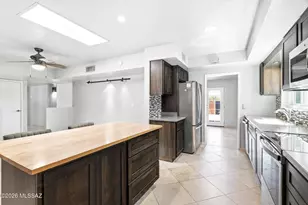 221 W Calle Canon De Faber, Green Valley, AZ 85614 - Photo 18