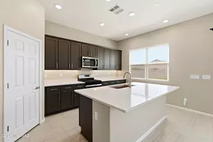 10613 W Whitehall Dr, Marana, AZ 85653 - Photo 8