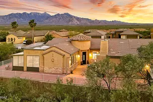 1734 W Acacia Bluffs Dr, Green Valley, AZ 85622 - Photo 2