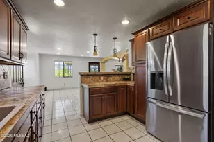 664 N Mercedes St, Nogales, AZ 85621 - Photo 8