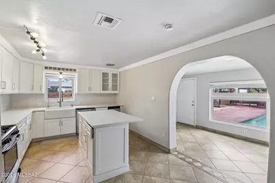 2558 E Glenn Street, Tucson, AZ 85716 - Photo 8