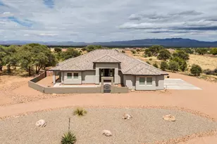 9029 S Seven Oaks Dr, Hereford, AZ 85615 - Photo 1