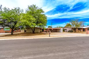 6825 E Oberlin Dr, Tucson, AZ 85710 - Photo 4