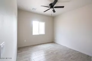 670 W Wyoming St, Tucson, AZ 85706 - Photo 14