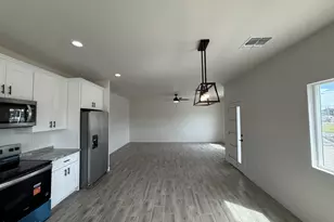 670 W Wyoming St, Tucson, AZ 85706 - Photo 8