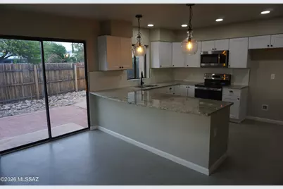 9115 E Calle Diego, Tucson, AZ 85710 - Photo 2