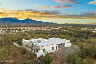 1931 S Calle Montanosa, Green Valley, AZ 85622 - Photo 6