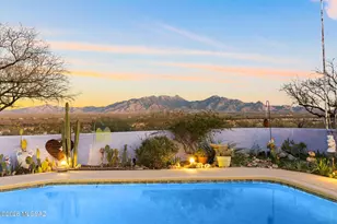 1931 S Calle Montanosa, Green Valley, AZ 85622 - Photo 2