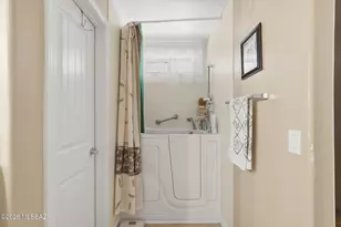 12383 W Jenero Dr, Arizona City, AZ 85123 - Photo 28