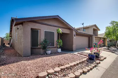 4697 W Globeberry Street, Tucson, AZ 85741 - Photo 2