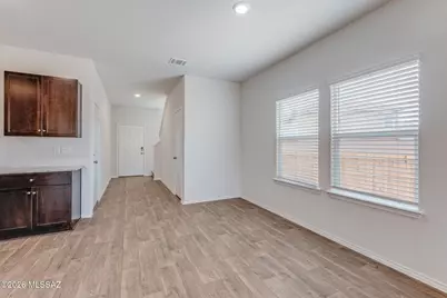 10002 N Guayacan Trail, Marana, AZ 85653 - Photo 2