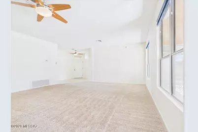 9990 N Stratton Saddle Trail, Tucson, AZ 85742 - Photo 6