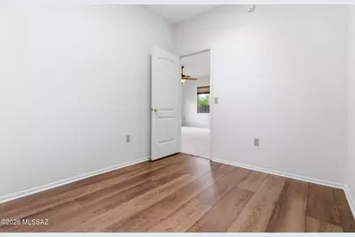 860 W Calle De La Pelotita, Green Valley, AZ 85614 - Photo 14