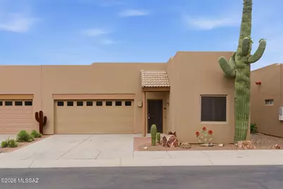860 W Calle De La Pelotita, Green Valley, AZ 85614 - Photo 2