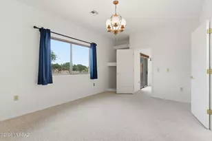 860 W Calle De La Pelotita, Green Valley, AZ 85614 - Photo 16