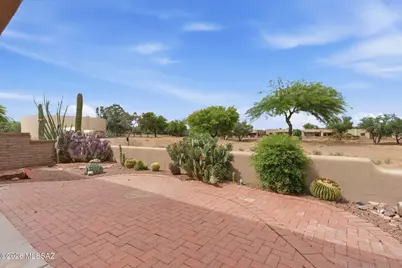 860 W Calle De La Pelotita, Green Valley, AZ 85614 - Photo 22