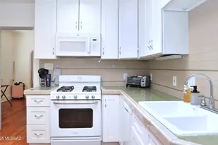 2027 E Hawthorne St, Tucson, AZ 85719 - Photo 18